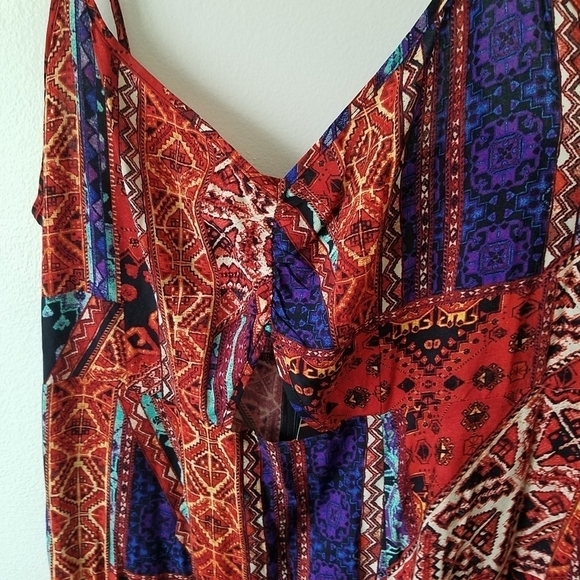 Forever 21 Plus Spaghetti Strap Keyhole Geometric Tiered Maxi Dress - Picture 7 of 11